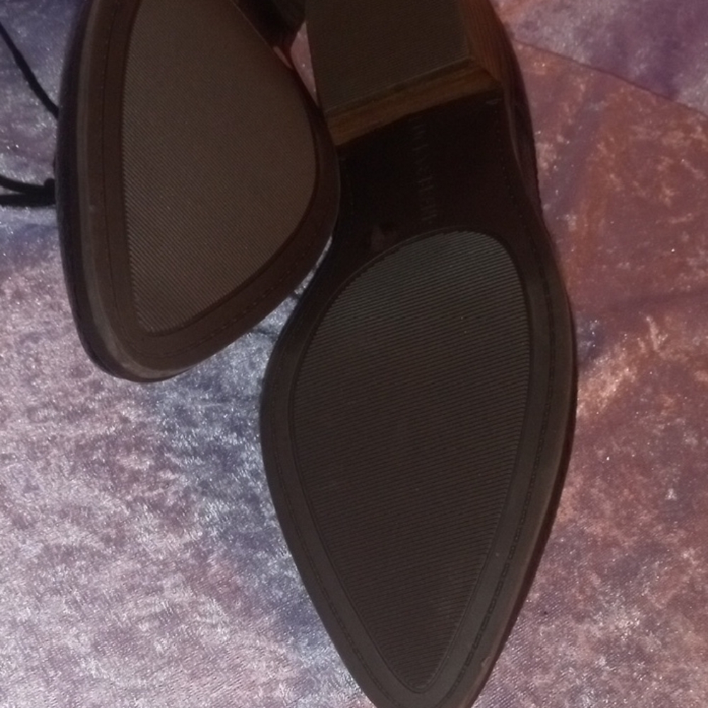 Lucky Brand Black Leather Women's Loafers - Picture 6 of 10